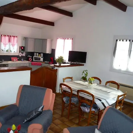 Maison De 3 Chambres Avec Jardin Clos Et Wifi A D'oleron A 1 Km De La Plage * Dolus-d'Oléron